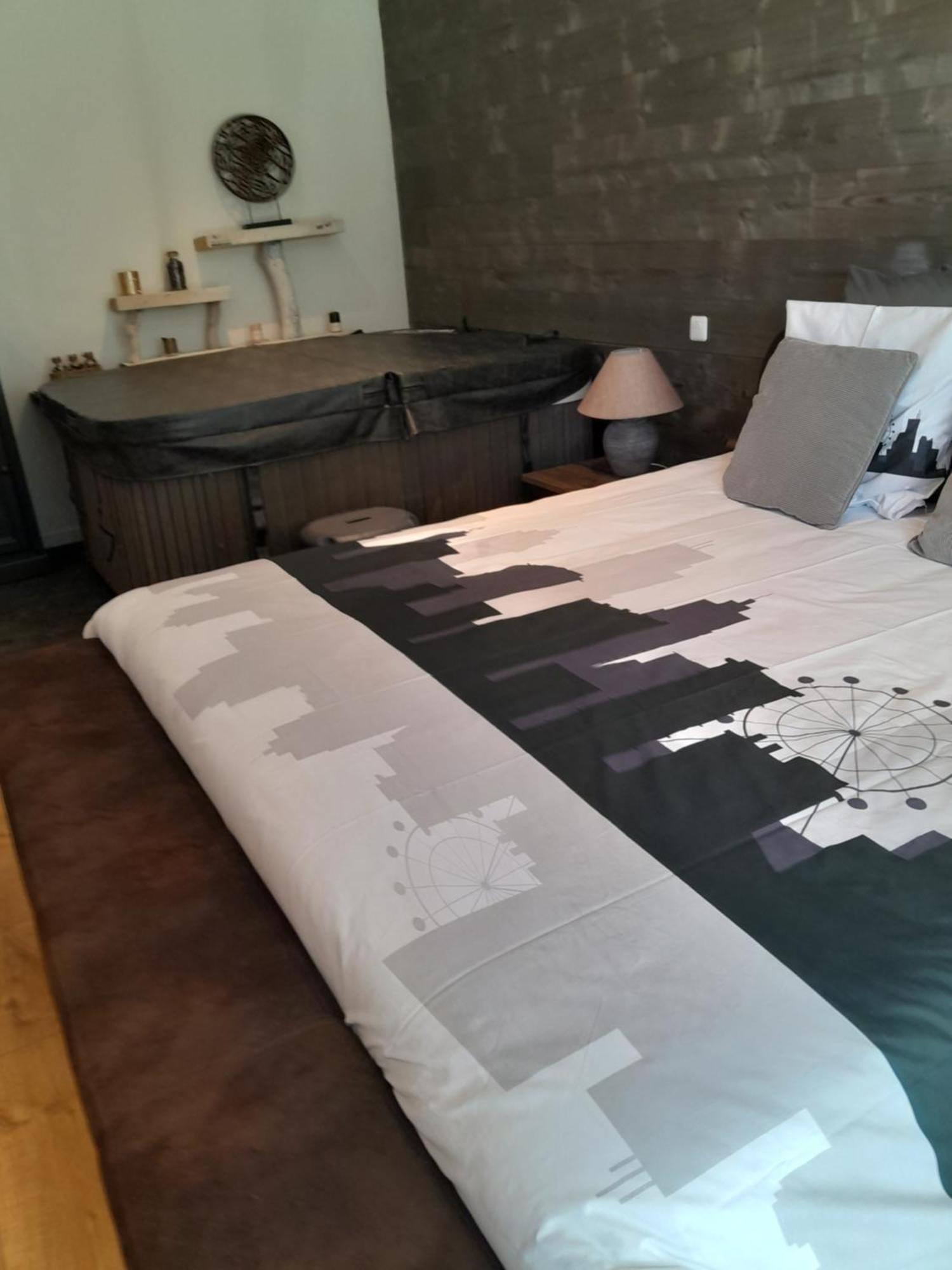 Au Dela Des Remparts Villa Montreuil  Kültér fotó